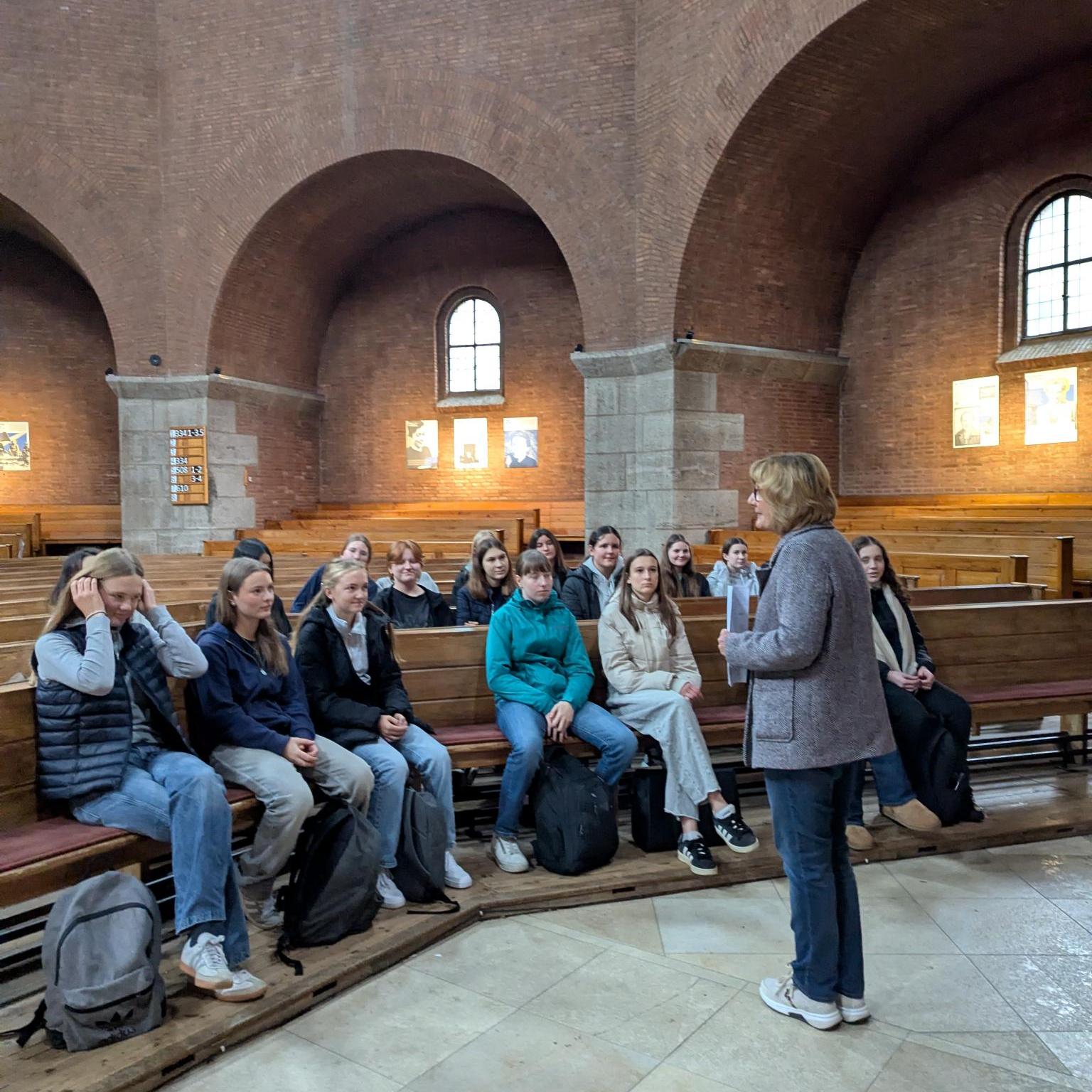 Frau Schleifer in der Erlöserkirche